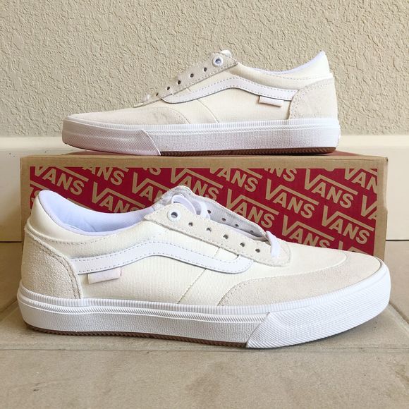 vans gilbert crockett marshmallow